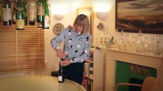 Jancis Robinson shows the best way to open a wine bottle [upl. by Ahsyen]