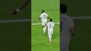 RÜDIGER CELEBRANDO SU GOL DE CABEZA EN EL CÓRNER DEL REAL MADRID 31 stuttgart shorts football [upl. by Htidirrem]