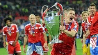 Fußballer des Jahres Schweinsteiger König der TripleBayern [upl. by Drofiar]