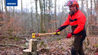 Fendre du bois avec la hache SPALTFIX® OX de Ochsenkopf [upl. by Un]