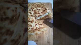 TAVADA KOLAY BÖREK TARİFİ börek shortsvideo viralvideo keşfet [upl. by Ainerbas150]