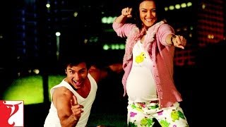 Remix  Salaam Namaste Remix Song  Salaam Namaste  Saif Ali Khan Preity Zinta Kunal Vasundhara [upl. by Winebaum940]