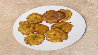 How to make Tostones Fried Green BananaPlantain in an air fryer Quick and easy recipe [upl. by Varick]