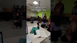 Contoh ice breaking icebreaking icebreakingseru mahasiswa duniakampus [upl. by Suzy749]