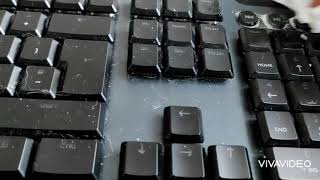 DEEP CLEANING A VERY DIRTY LOGITECH G915 LIGHTSPEED GAMING KEYBOARD [upl. by Marissa]