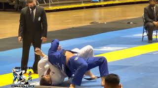 NICOLAS MENEGALLI surpreende e FINALIZA o seu ADVERSÁRIO CYBORG pelo MUNDIAL da IBJJF 2021 [upl. by Glovsky796]