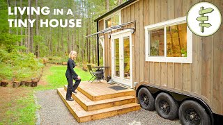 Woman Living in a Perfect Tiny House with BEAUTIFUL Interior Design – Cost amp Full Tour [upl. by Downall]