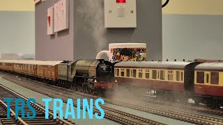 Hornby P2 with TRS Trains synchronised smoke [upl. by Asamot]