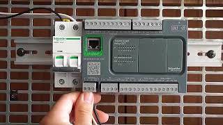 Tutorial Power Up PLC Modicon M100 M200 [upl. by Atteynot491]