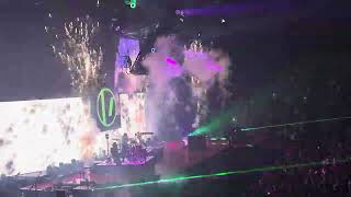 Twenty One Pilots  Heathens live in Newark NJ 9172024 Clancy Tour [upl. by Sakovich]