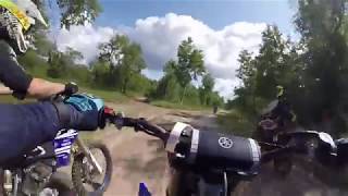 2018 Yz250 vs 2018 Yz250x Drag Race [upl. by Assilla]