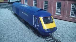 Hornby HST 125 First Great Western Class 43 Review [upl. by Lonergan]