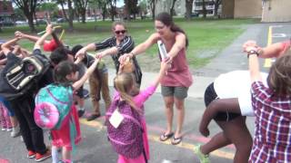 École StPierre  Fin de lannée scolaire 201617  la haie dhonneur [upl. by Roskes]