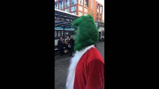 The Grinch in London [upl. by Nalniuq]