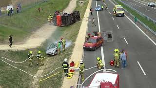 Wypadek masowy na drodze S 11 w Oleśnie ćwiczenia Dojazd służb [upl. by Krista140]