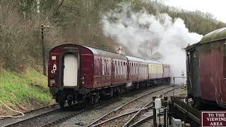 Santa train departs Shackerstone on the Battlefieldline railway Christmas Eve 2023 [upl. by Hajed]