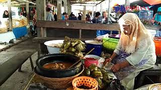 Berburu Kuliner Minang Di Pasa Pitalah [upl. by Margarete]