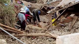 Landslide kills three buries homes in Bolivias west  REUTERS [upl. by Yeldarb]