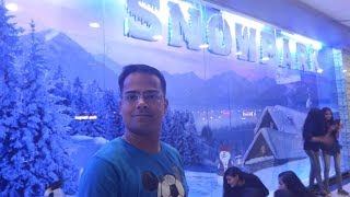 Snow Park Surat Rahul Raj Mall Surat  Snow  surat Enjoy  Snowfall  park in surat [upl. by Kcid]