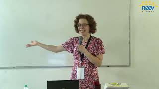 Reviewing Childrens Books  Masterclass with Laura Simeon [upl. by Noroj]