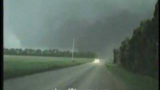 Violent F4 Tornado near Girard KS May 4th 2003 [upl. by Joycelin87]