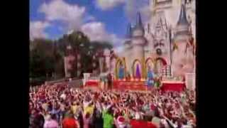 Disney Parks Christmas Day Parade 2013 911 [upl. by Ahseela]