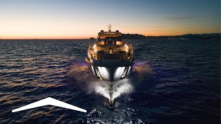 Azimut Grande 32METRI  Official Premiere [upl. by Alia]