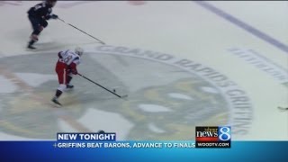 Griffins win advance to AHL finals [upl. by Ralyks456]