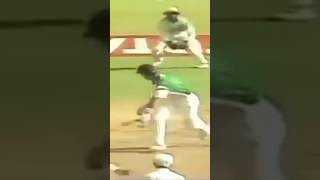 3 Most Deadly Yorkers ever by Waqar Younis [upl. by Areic]