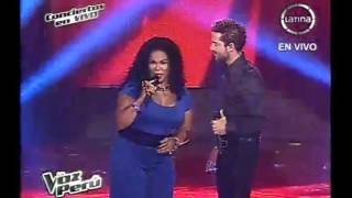 David Bisbal y Eva Ayllon cantan “Digale” en “La Voz Perú” [upl. by Mufinella770]