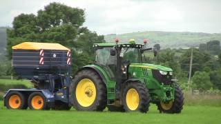 John Deere 6210R with Meredith Engineering Spreader Bogie with KRM Bogballe [upl. by Yhprum]