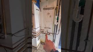 Kurzer Einblick 🤩 Thermentausch 🥳 worklife handwerk plumber [upl. by Collimore]