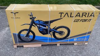 FIRST NEW TALARIA STING R IN THE UK  first ride  vs surron lightbee 2023 [upl. by Avril941]