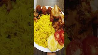 Lunch idea  Yellow Rice Rostered Chicken Shorts [upl. by Erda]