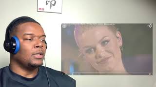 Davina Michelle amp Tino Martin  Voorbij  Beste Zangers 2018 REACTION [upl. by Sunday759]