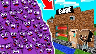 BASE SECRETA VS APOCALIPSIS DE GRIMACE SHAKE 😨😱 BASE BEBE NOOB VS GRIMACE en MINECRAFT [upl. by Kuster149]