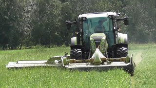 Claas mowing silage [upl. by Werdma]