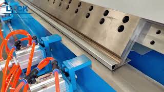 CNC hydralic folding machine made by LOCK hvac manufacturing ductmachine foldingmachine [upl. by Munmro]