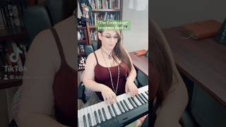 Learning to pay “The Entertainer” on piano adobeangel [upl. by Yeldud]