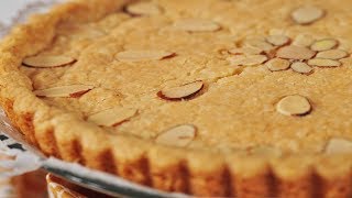 Almond Shortbread Recipe Demonstration  Joyofbakingcom [upl. by Vacuva]