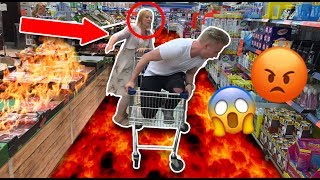 DER BODEN IST LAVA IM SUPERMARKT  CHALLENGE 😱🔥 II RayFox [upl. by Henig]