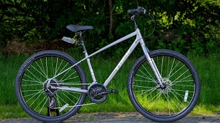 Indepth Look at Treks Most Comfortable Bike  2022 Trek Verve 3 Disc [upl. by Rahr]