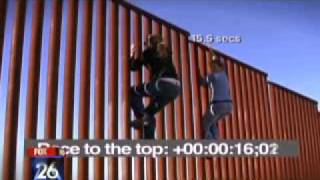 18 seconds to climb a US  Mexico Border fence [upl. by Eniamahs]