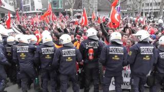 Straßenkrieg  Kurden vs Türken 10416 Stuttgart [upl. by Jadda506]