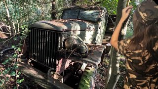 DES VÉHICULES MILITAIRES ABANDONNÉS en PLEINE FORÊT [upl. by Clerissa]