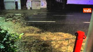 ALLUVIONE GENOVA INIZIO ESONDAZIONE BISAGNO 101014  FLASH FLOOD [upl. by Aketahs]