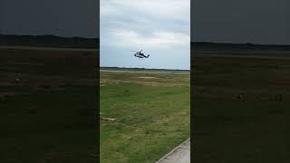 Helicóptero Sikorsky S92 pousando no heliporto de Farol de São Tomé RJ [upl. by Irec]