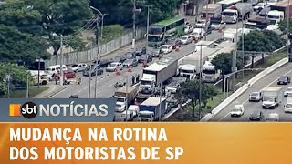 Motoristas mudam rotina após surgimento de cratera na Marginal Tietê  SBT Notícias 030222 [upl. by Annet]