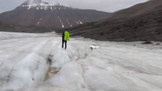 Trekking Spitzbergen Svalbard 44 [upl. by Nosyrb549]