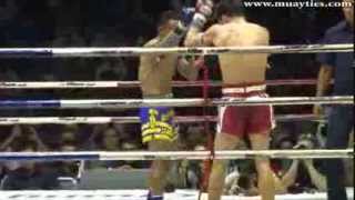 Muay Thai  Petchboonchu vs Saenchai  Last Lumpini Stadium Show 7th February 2014 [upl. by Gies]